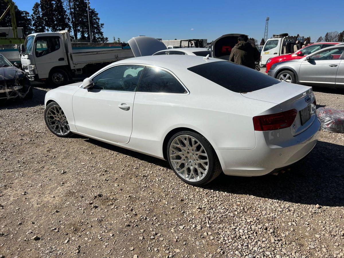 Audi A5 8T купэ Заголовок3